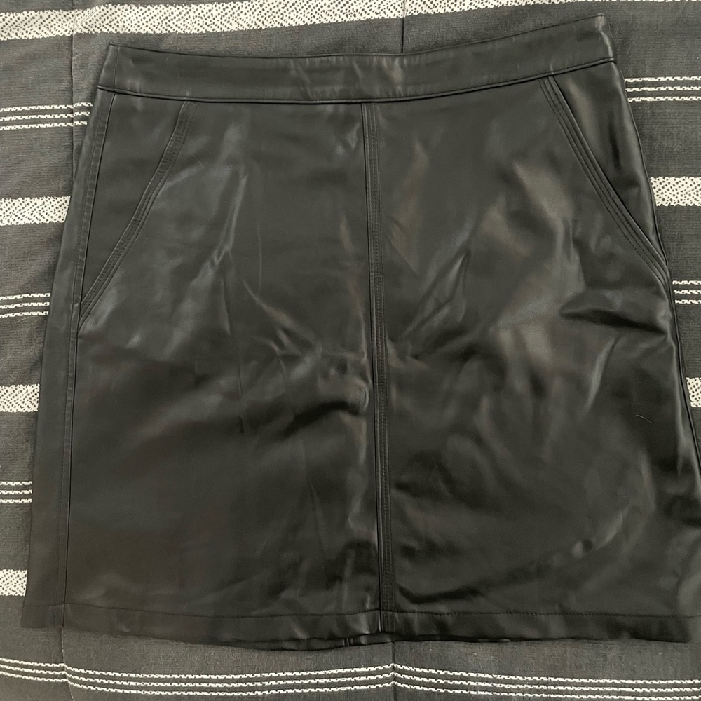 Black Ann Taylor skirt